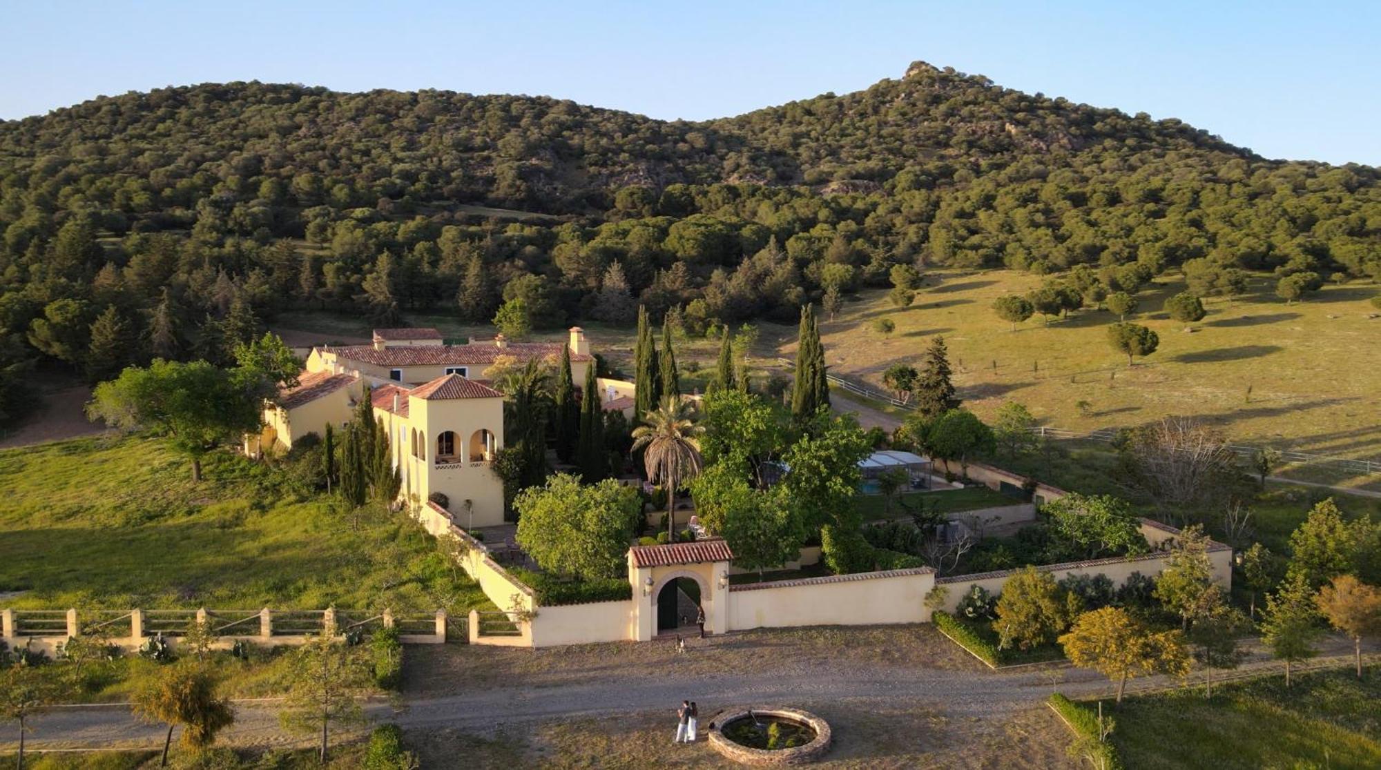 Finca La Alcolehuela En Parque Natural De Despenaperros ซานตา เอเลนา ภายนอก รูปภาพ